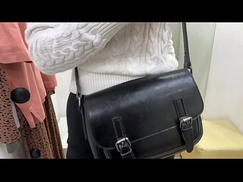 ❤️ Публична мастурбация на младата кучка FeralBerry с вибратор в стаята за обличане ❤ Супер секс в bg.assistirhentai.ru ❌❤